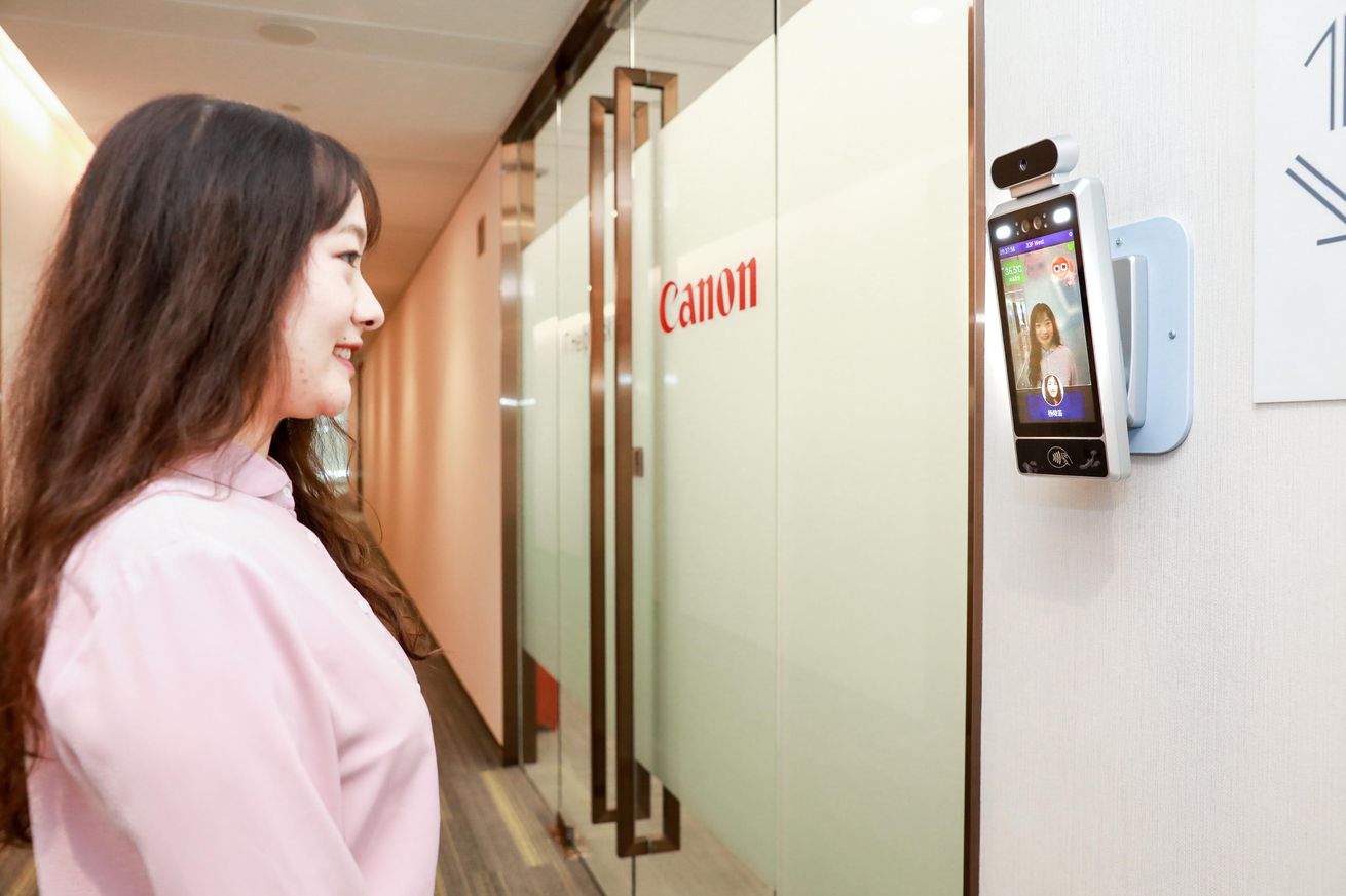 canon_smile_recognition.0