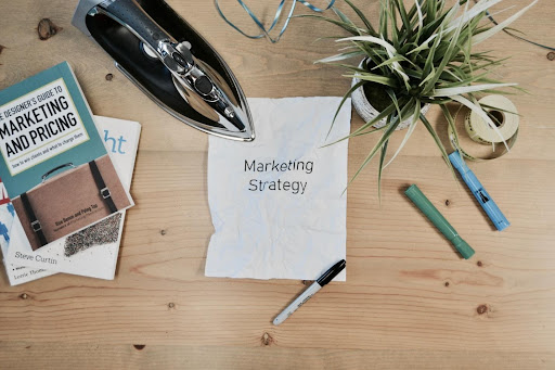 msrketing_strstegy_desk_stuff.jpeg