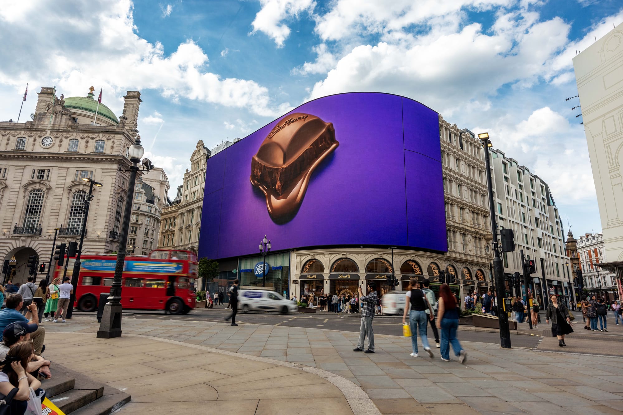 Cadbury Dairy Milk Tries to Evoke the Experience of Chocolate Melting